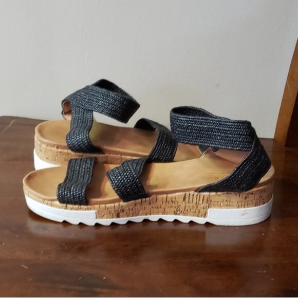 Catherine Malandrino Women's Davina Sandal Size 10 - Picture 5 of 10